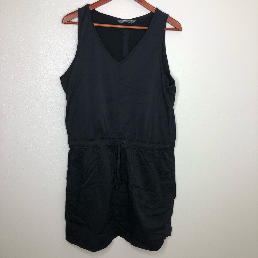 North Face black athletic dress women’s Large